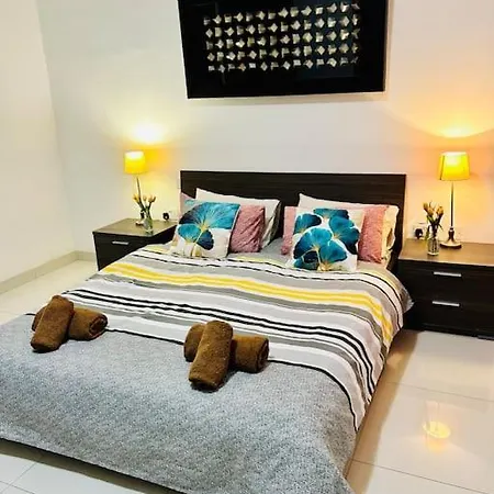 Appartement Spacious In The Heart Of St Julian's San Ġiljan