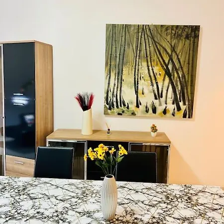 Apartman Spacious In The Heart Of St Julian's